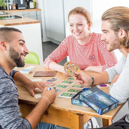 EXIT®-Das Spiel: Der Friedhof der Finsternis, für 1-4 Spieler, ab 12 Jahre, neu